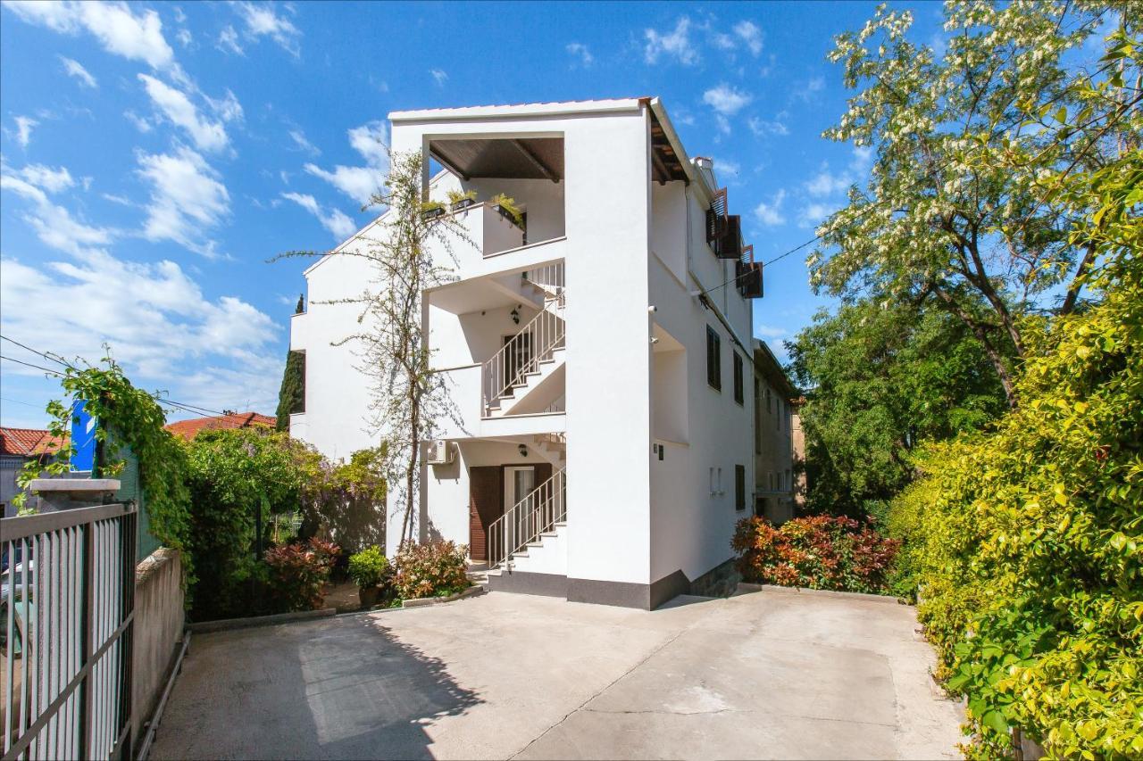 Apartment Nives In The City Center - Free Parking Split Exterior foto